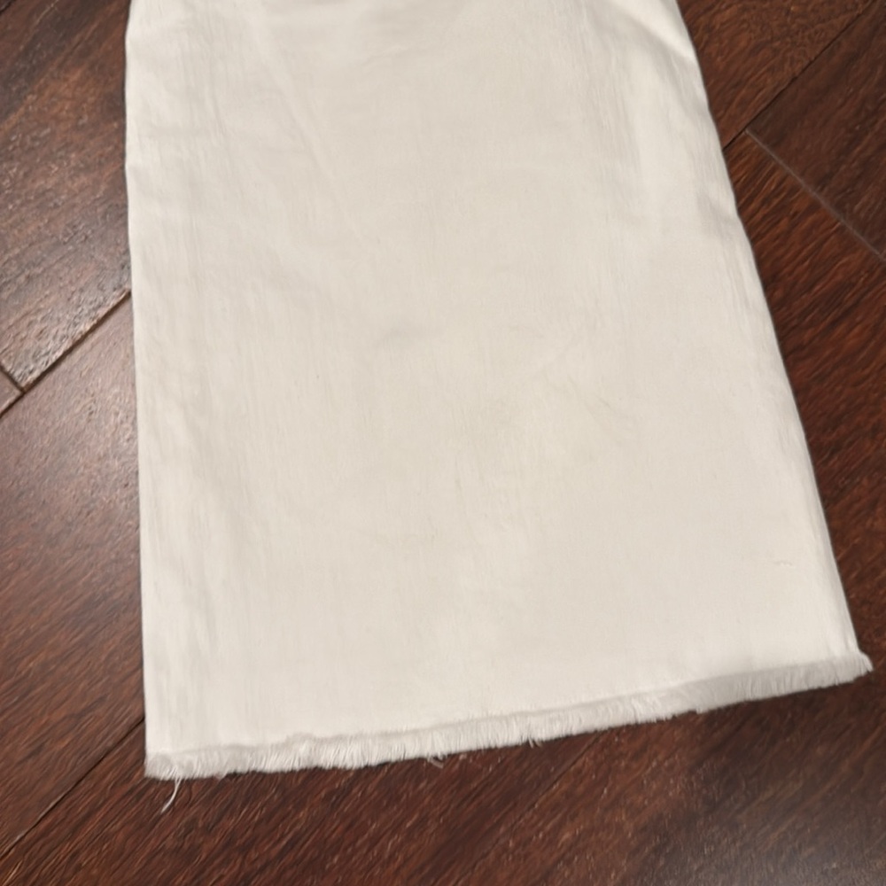 NYDJ 🎉HP🎉white bootcut Flare jeans with lift tuck technology. - Picture 5 of 7
